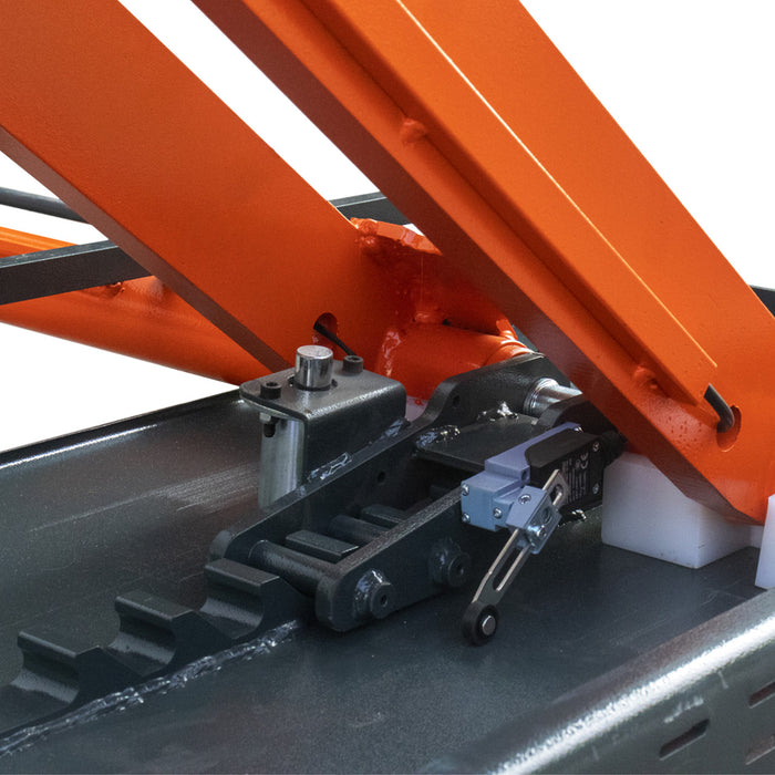 Stratus Extra Wide & Tall 9k lbs Commercal Scissor Lift, SAE-MS9000X, alamoequipment.com