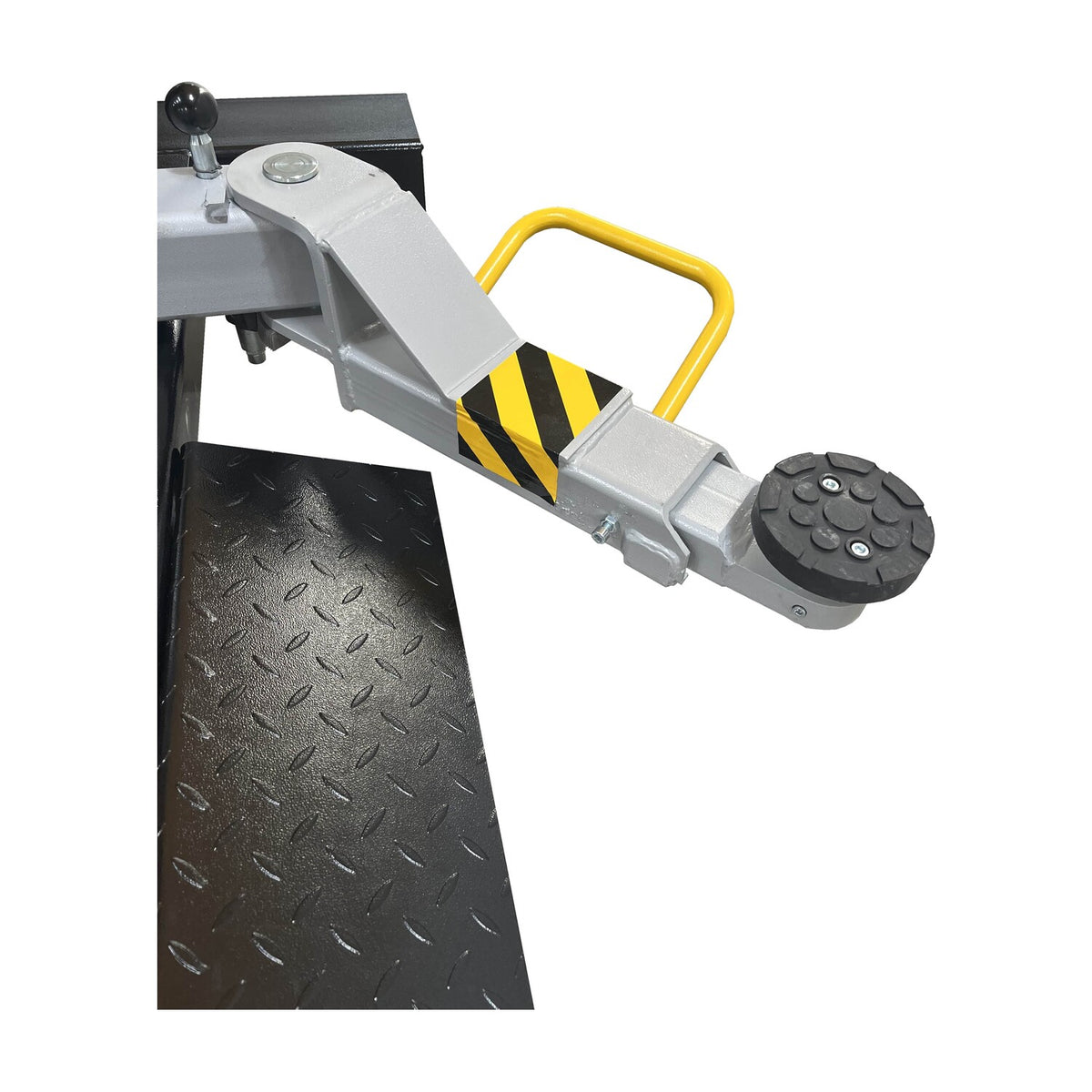 Tuxedo 6,000 lb Mobile Single Column Lift - Low Profile #MSC-6KLP-BLK, AlamoEquipment.com