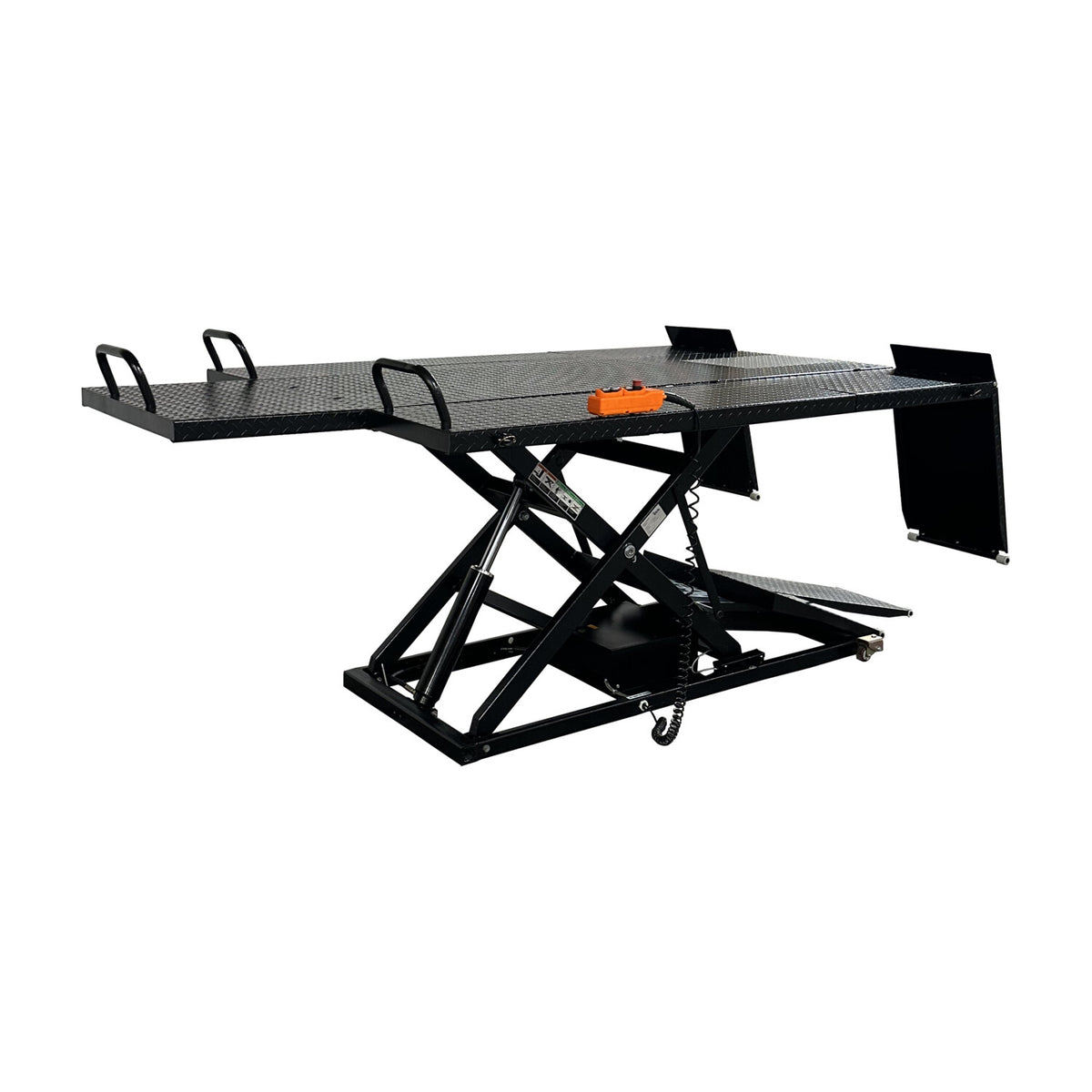 Tuxedo Elec-Hydra UTV Lift w/Integrated Motor & Retr #U-2200IEH-XR-BLK, AlamoEquipment.com