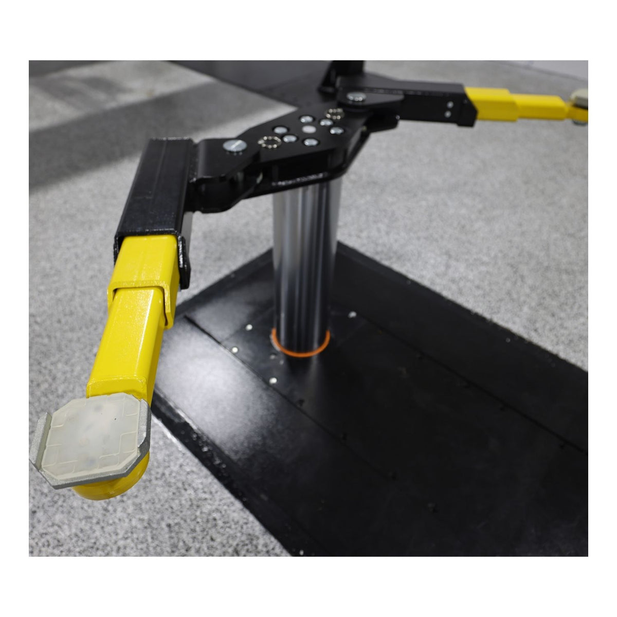 Challenger 10K Wide Inground Lift, AlamoEquipment.com