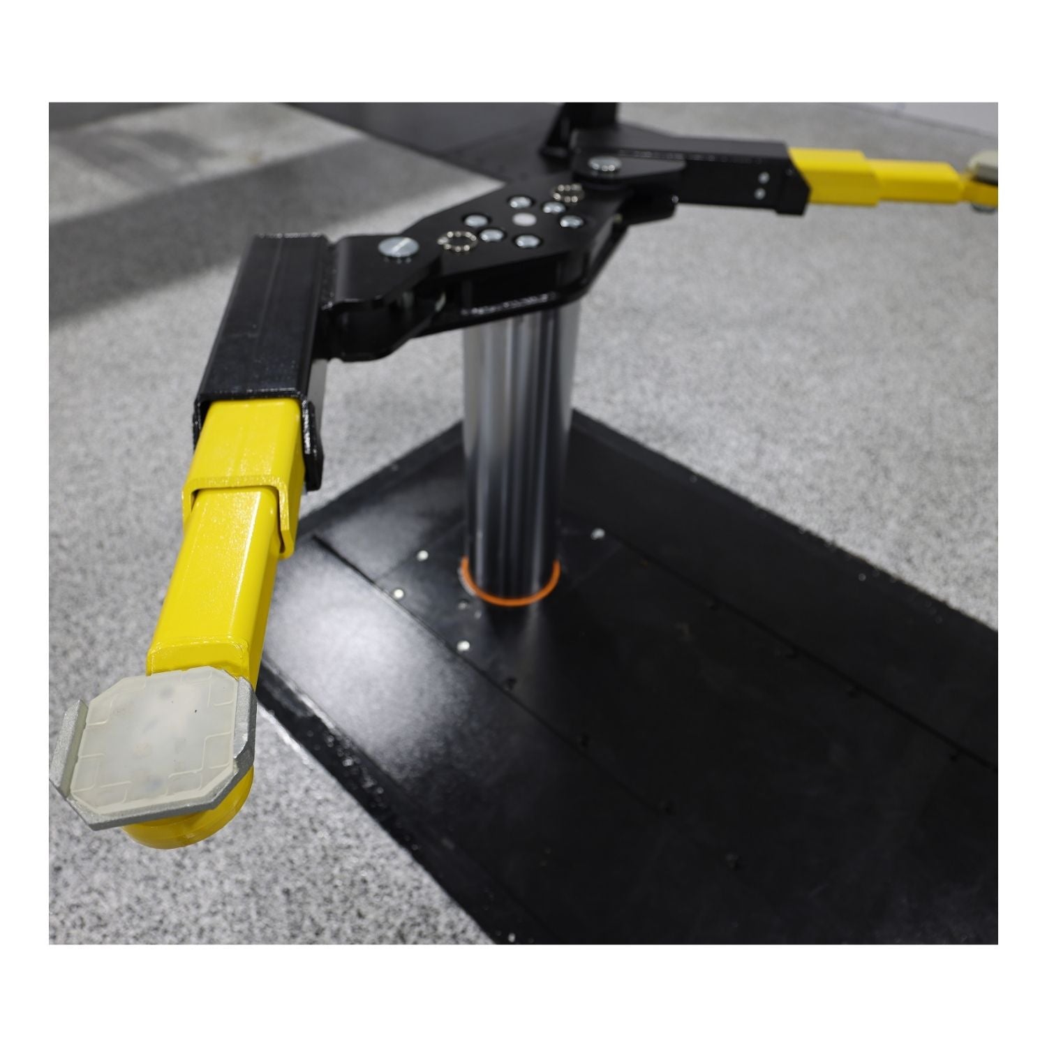 Challenger 10K Wide Inground Lift, AlamoEquipment.com